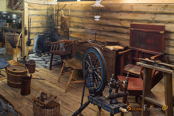 Fra Hjelmeland museum