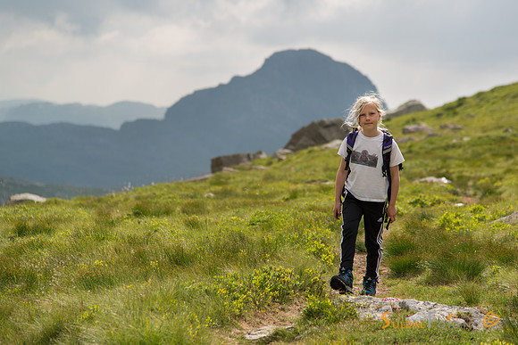 På veg til Reinsnuten (1144moh)