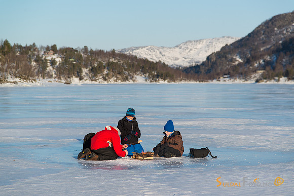 Bål på Mosvatnet, Suldal