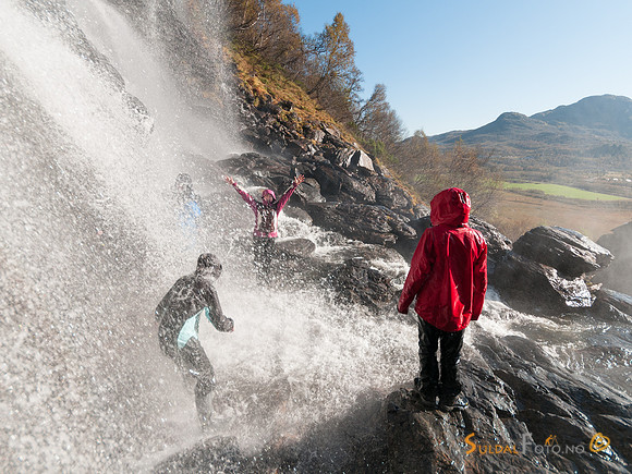 Under fossen