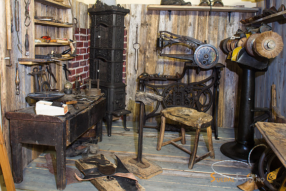 Fra Hjelmeland museum