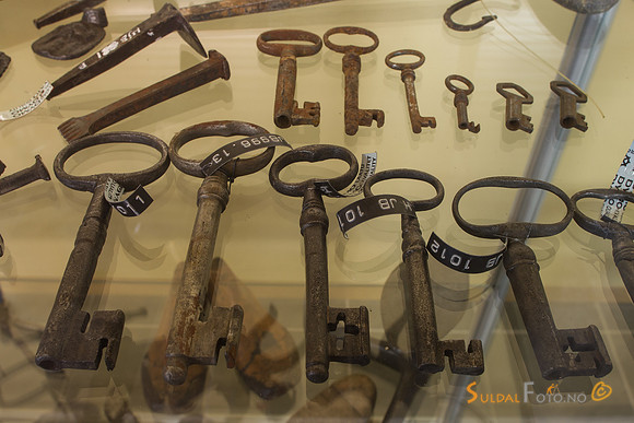 Fra Hjelmeland museum
