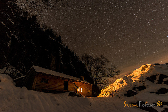 Natt ved Røynevarden