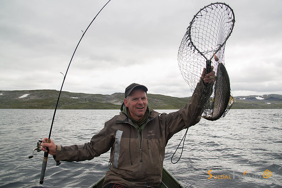 Fiskefangst frå kano