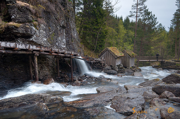 Frå Kvednafossen